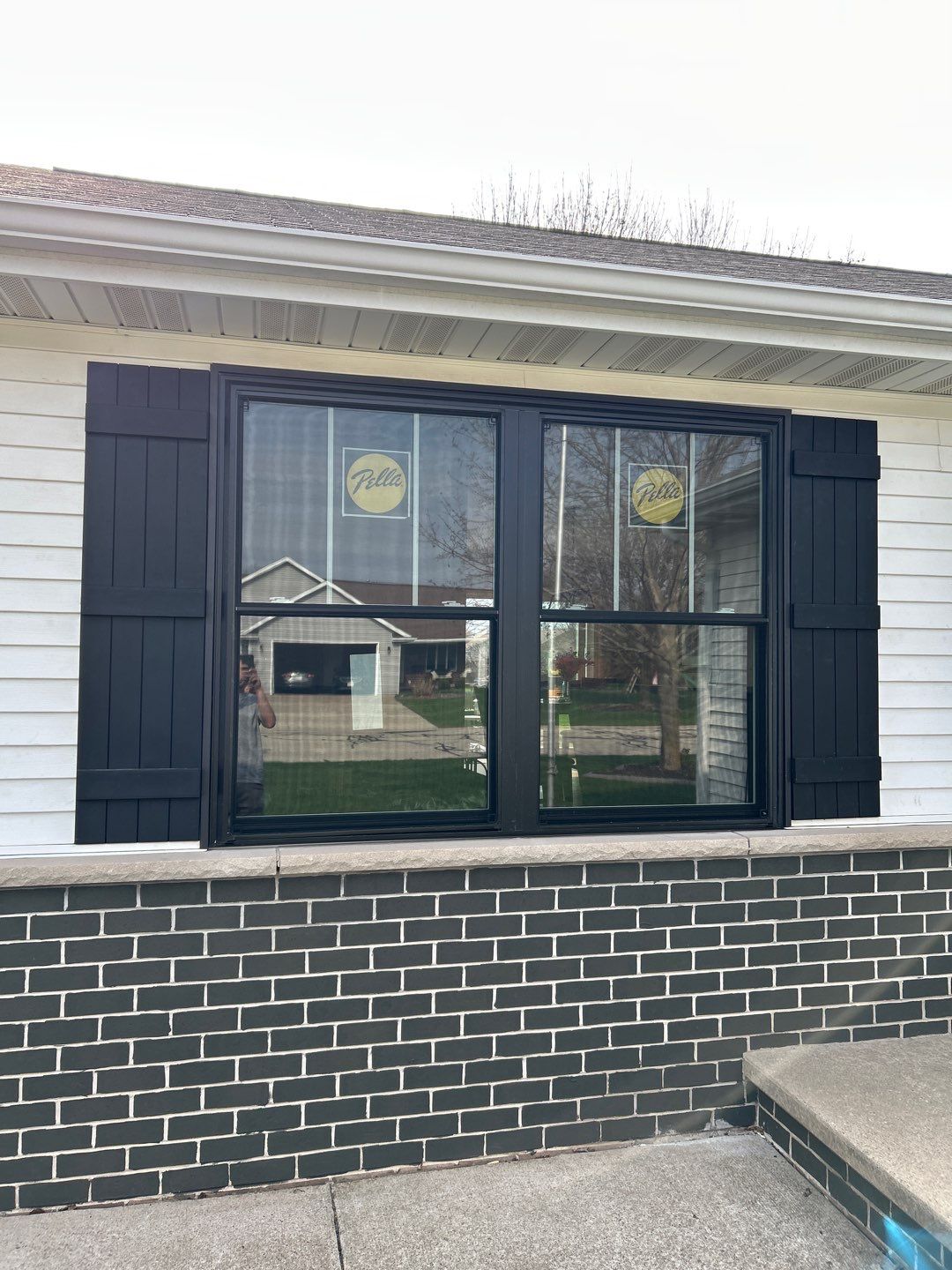 A brand new window for a home in Fond Du Lac, Wisconsin done by Kindle Windows & Doors.
