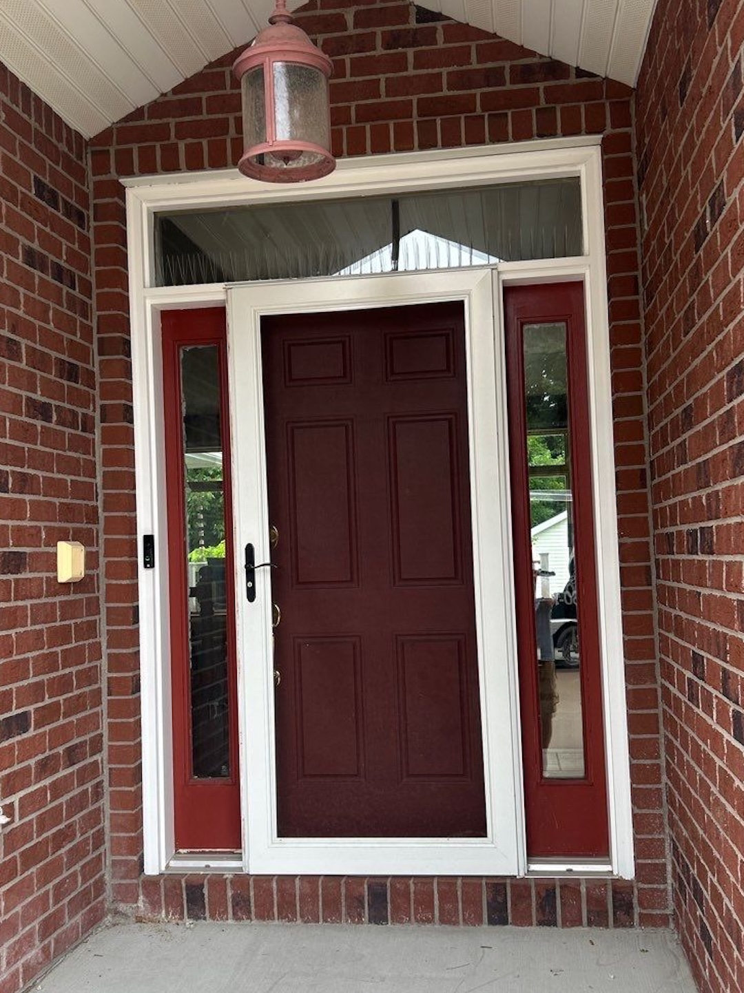 A before shot of a front door in Kaukauna WI