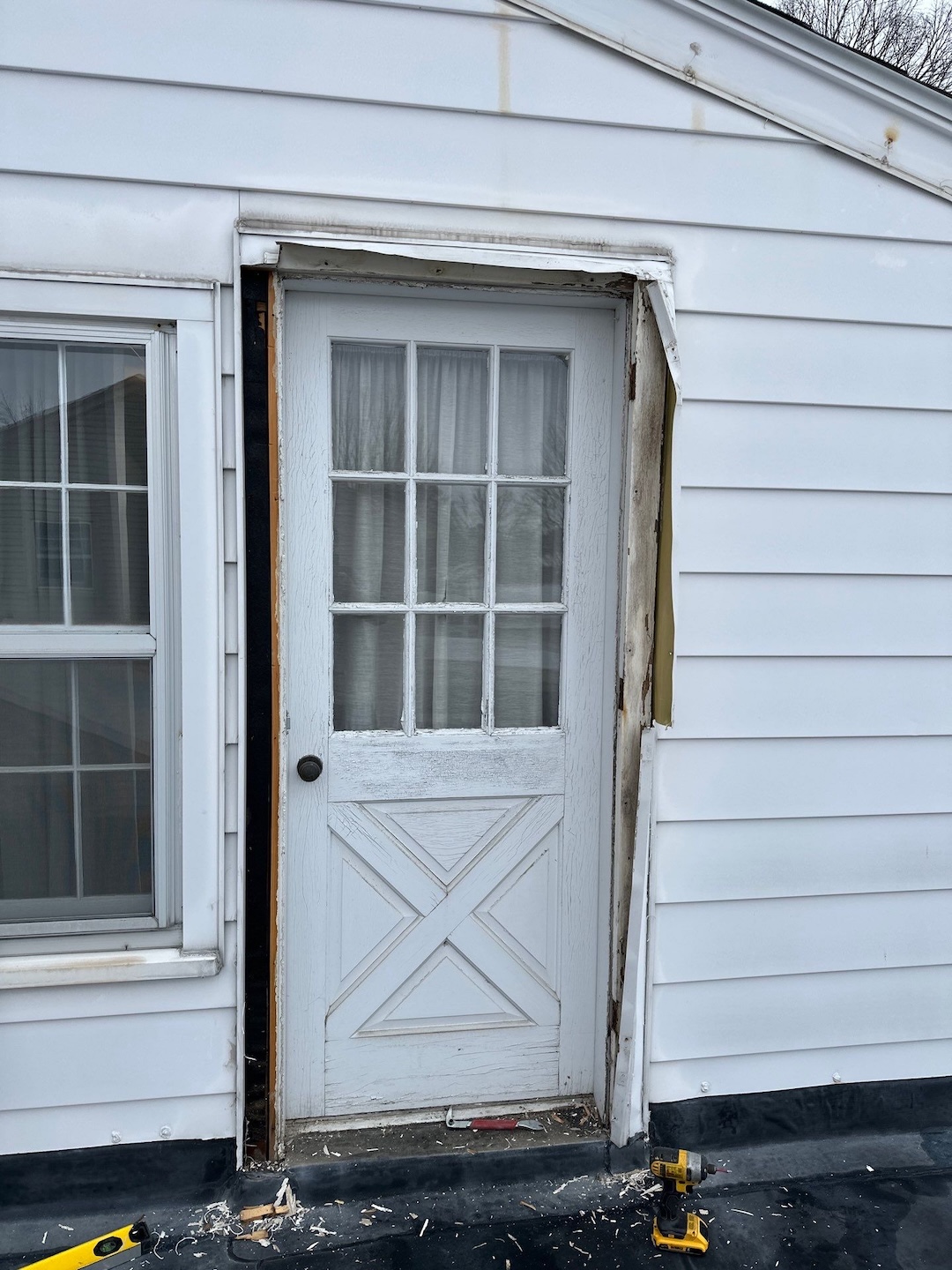 A before shot of a front door in Neenah WI